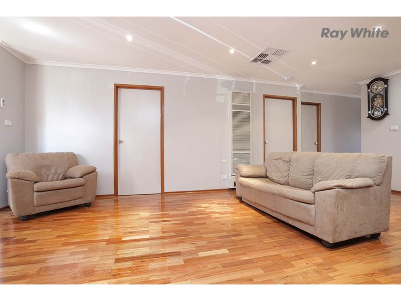 29 Blackwood Way, Delahey VIC 3037