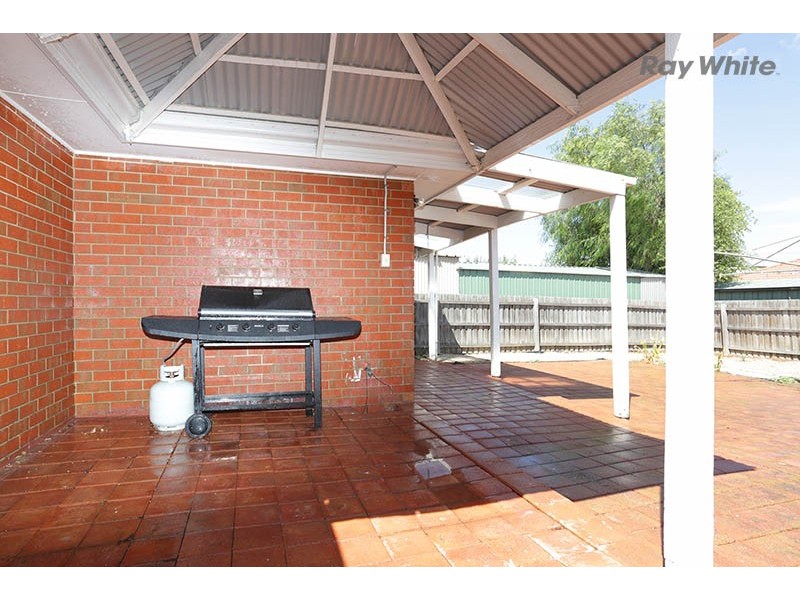 29 Blackwood Way, Delahey VIC 3037