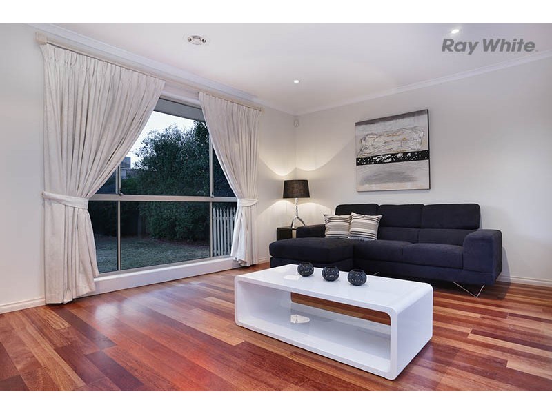 4 Contursi Drive, Sydenham VIC 3037