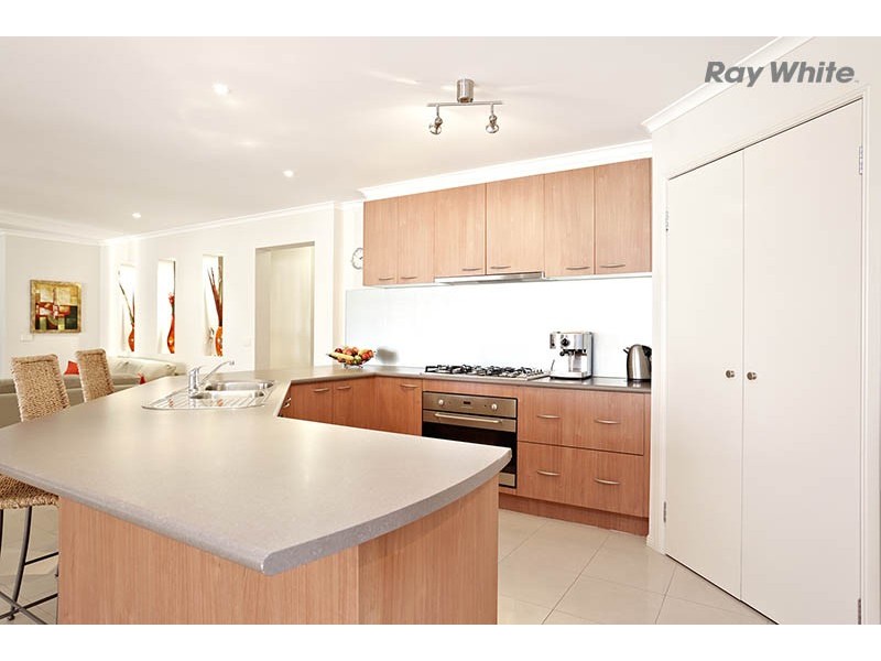 13 Windsor Court, Hillside VIC 3037