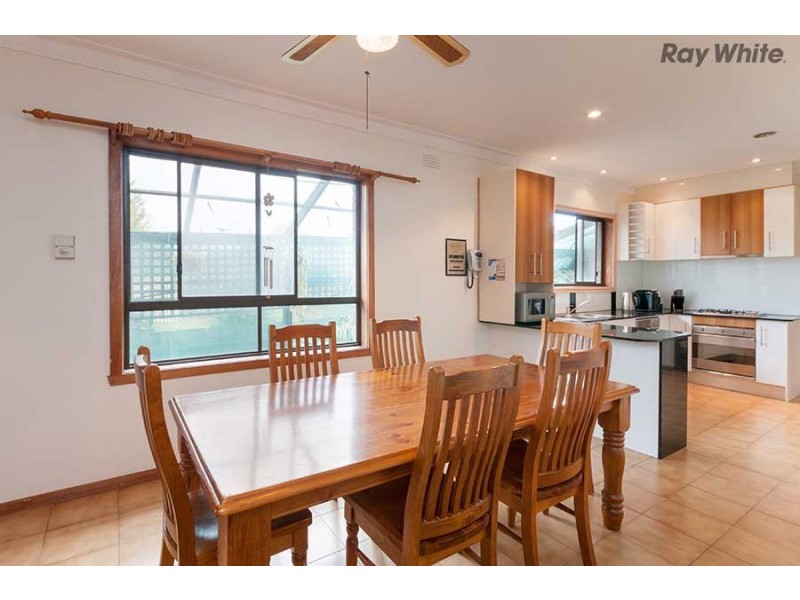 20 Medina Road, Keilor Downs VIC 3038