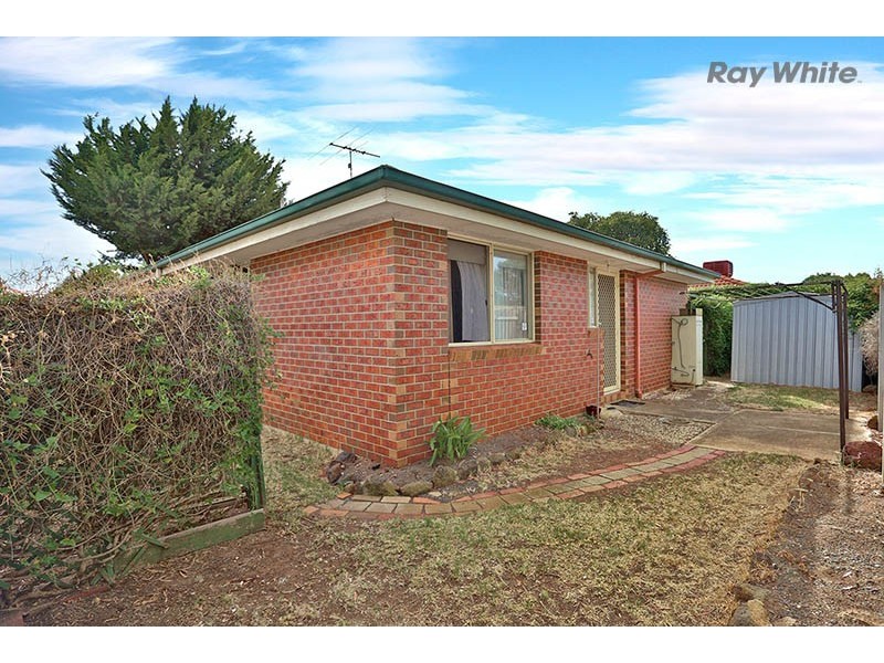 7/35 Wickham Street, Melton South VIC 3338