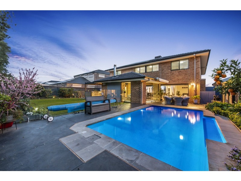 47 George Street, Taylors Hill VIC 3037