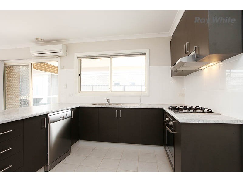 9 Viridian Drive, Hillside VIC 3037