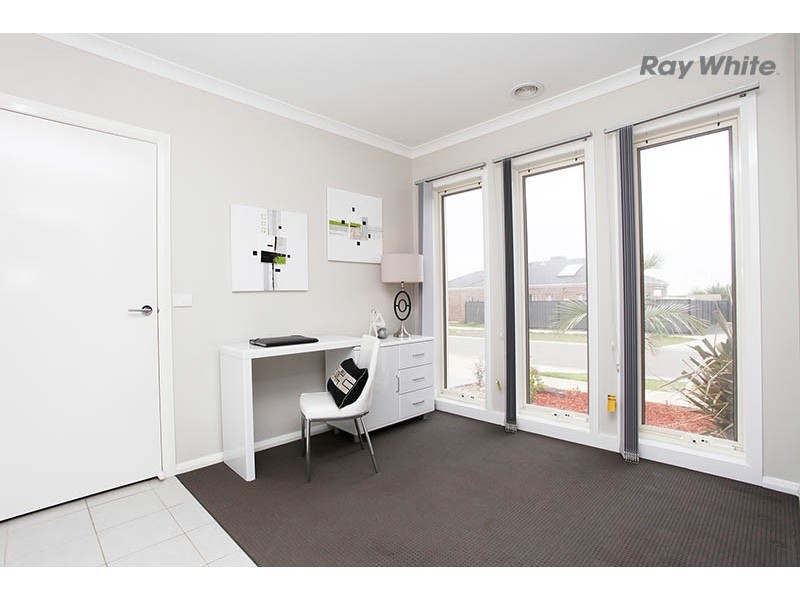 9 Viridian Drive, Hillside VIC 3037