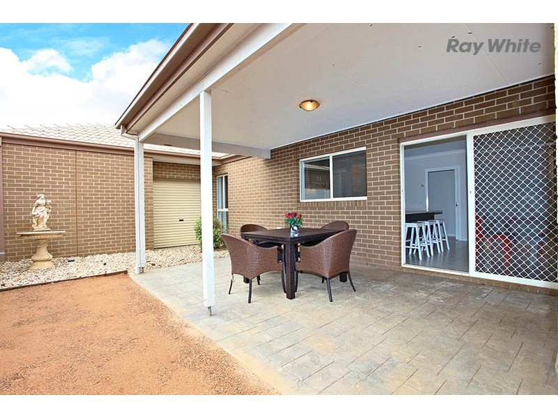 9 Viridian Drive, Hillside VIC 3037