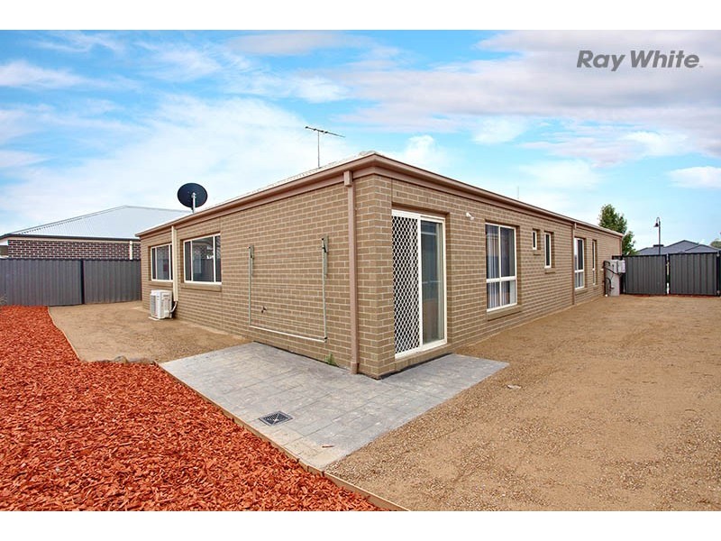 9 Viridian Drive, Hillside VIC 3037