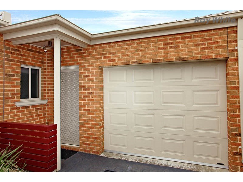 4/6 Stratheden Court, Sydenham VIC 3037