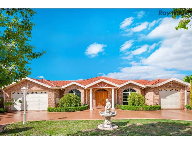 5 Imperial Court, Hillside VIC 3037