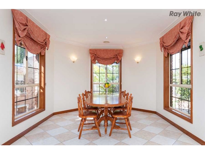 5 Imperial Court, Hillside VIC 3037