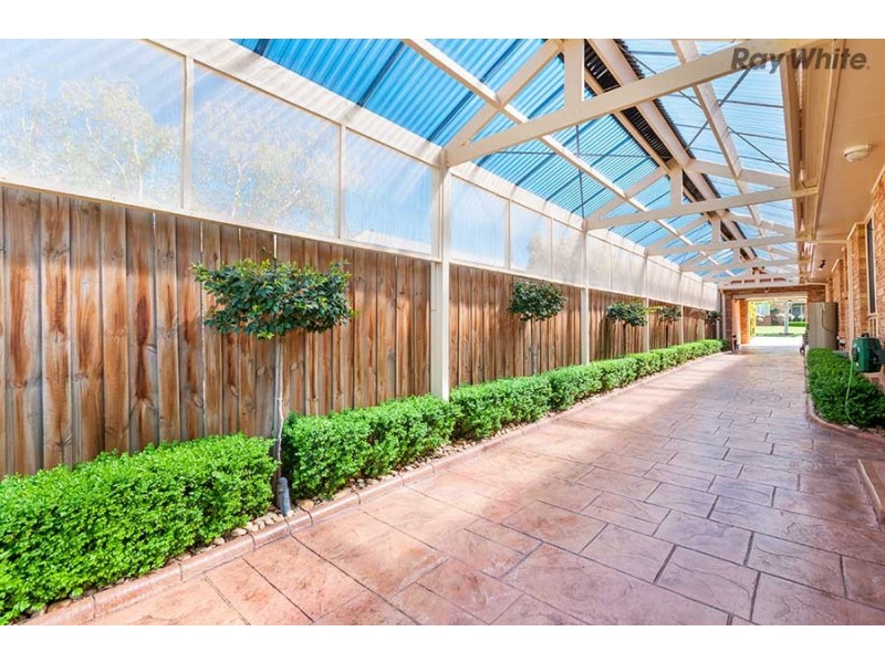 5 Imperial Court, Hillside VIC 3037