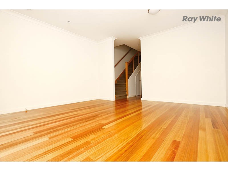 2/546 Melton Highway, Sydenham VIC 3037