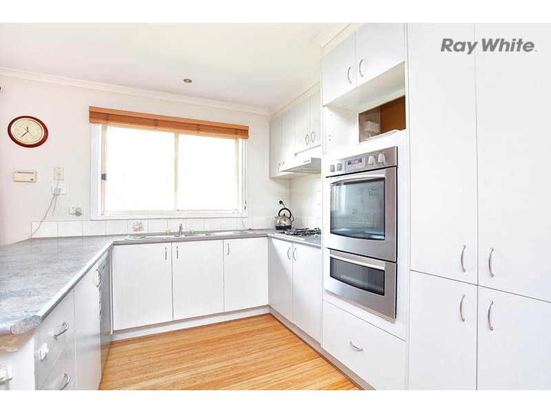 4 Nottingham Way, Sydenham VIC 3037