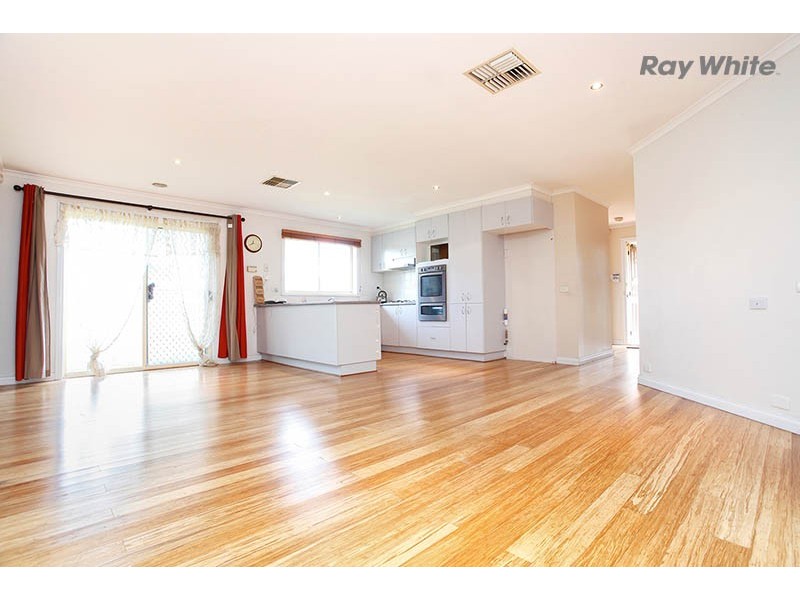 4 Nottingham Way, Sydenham VIC 3037