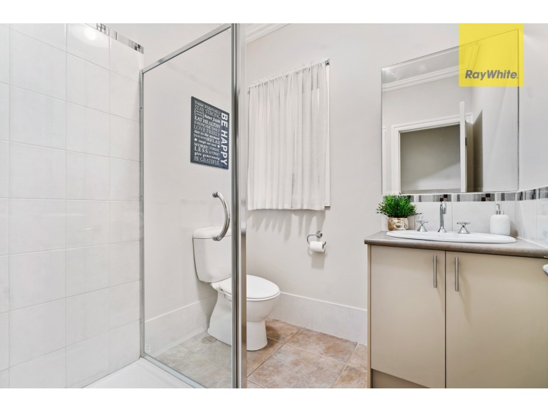 18 Rushcutters Place, Taylors Hill VIC 3037