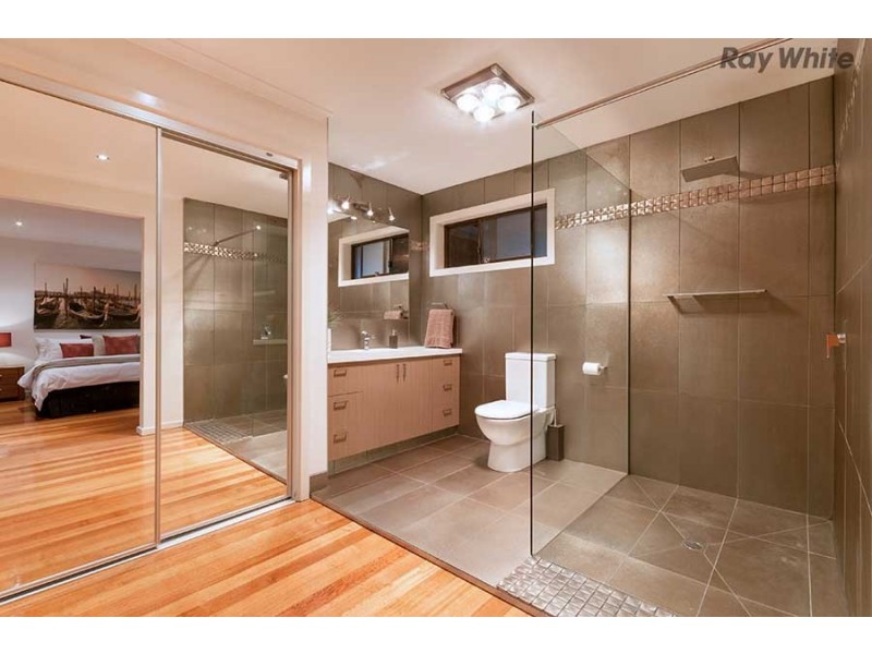 43 Pindari Avenue, Taylors Lakes VIC 3038