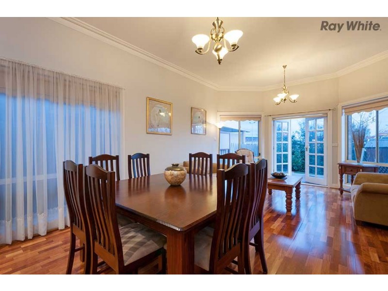 39 Domain Way, Taylors Hill VIC 3037