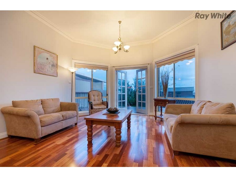 39 Domain Way, Taylors Hill VIC 3037