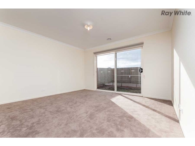 41 Cooloongup Crescent, Melton West VIC 3337