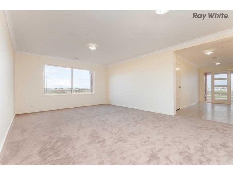 47 Mint Boulevard, Melton West VIC 3337