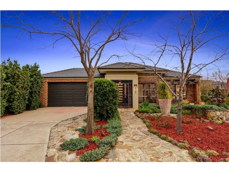 25 Pyrmont Terrace, Taylors Hill VIC 3037