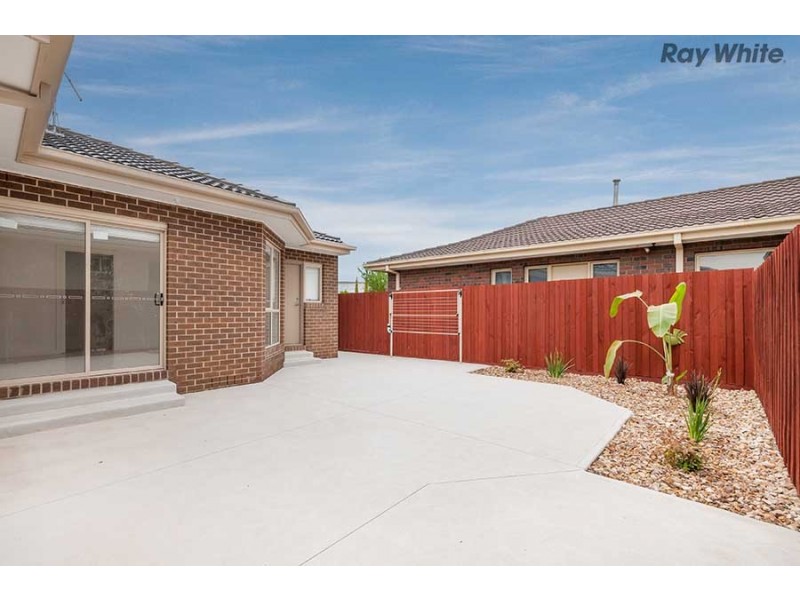 2/6 Proctor Crescent, Keilor Downs VIC 3038