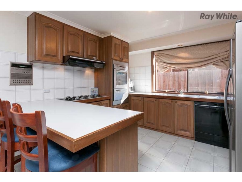 11 Chicquita Close, Keilor Downs VIC 3038