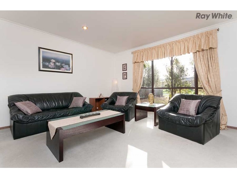 11 Chicquita Close, Keilor Downs VIC 3038