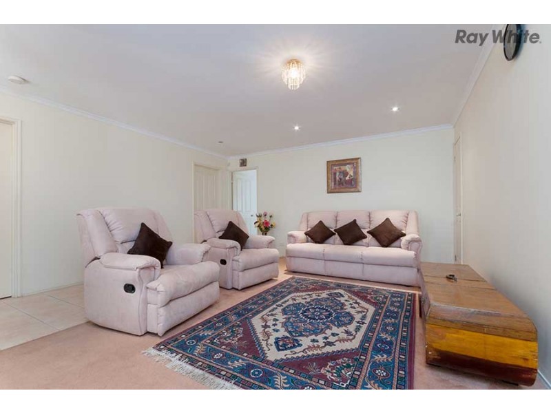 3 Tudor Rose Crescent, Sydenham VIC 3037