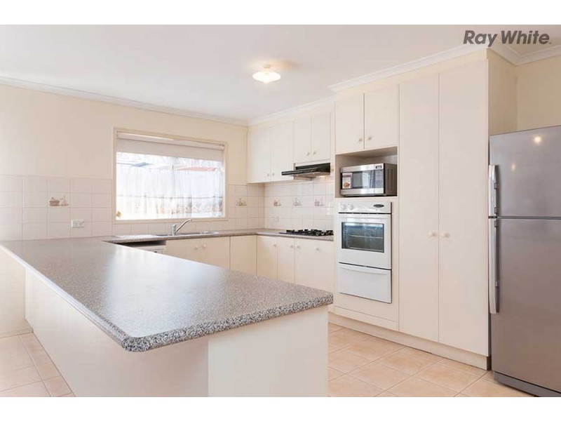 3 Tudor Rose Crescent, Sydenham VIC 3037