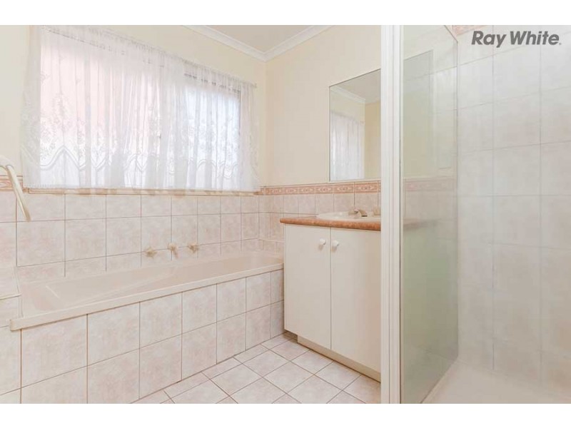 3 Tudor Rose Crescent, Sydenham VIC 3037
