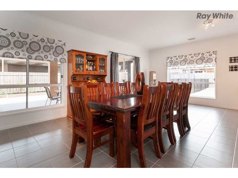 49 Chancery Way, Taylors Hill VIC 3037