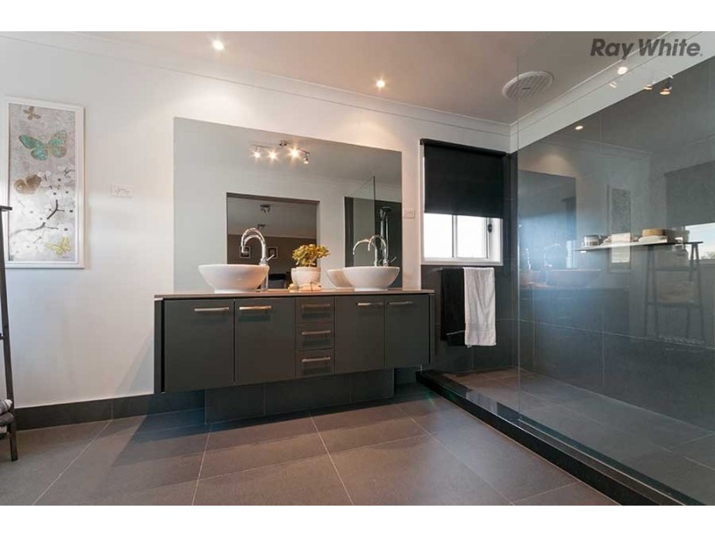 49 Chancery Way, Taylors Hill VIC 3037