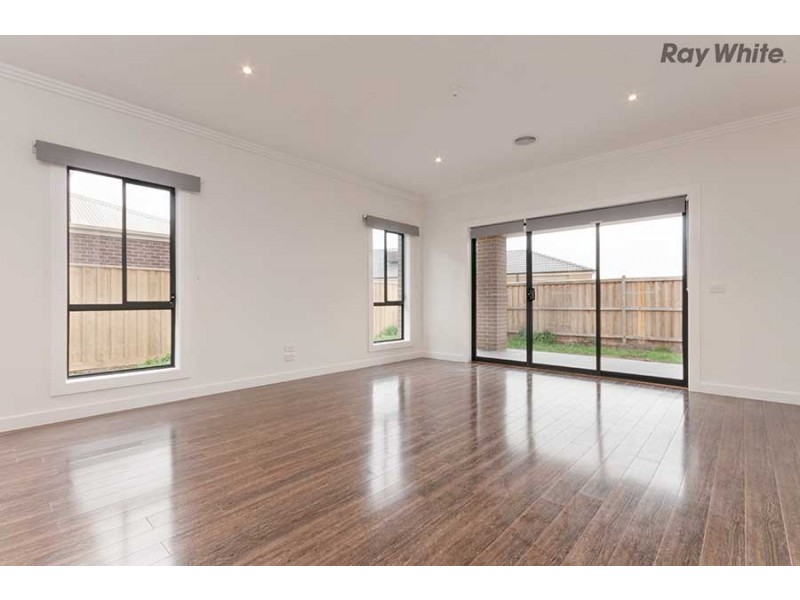30 Adams Drive, Plumpton VIC 3335