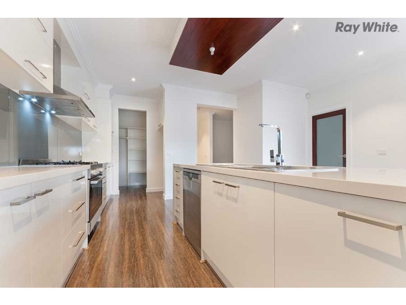 30 Adams Drive, Plumpton VIC 3335