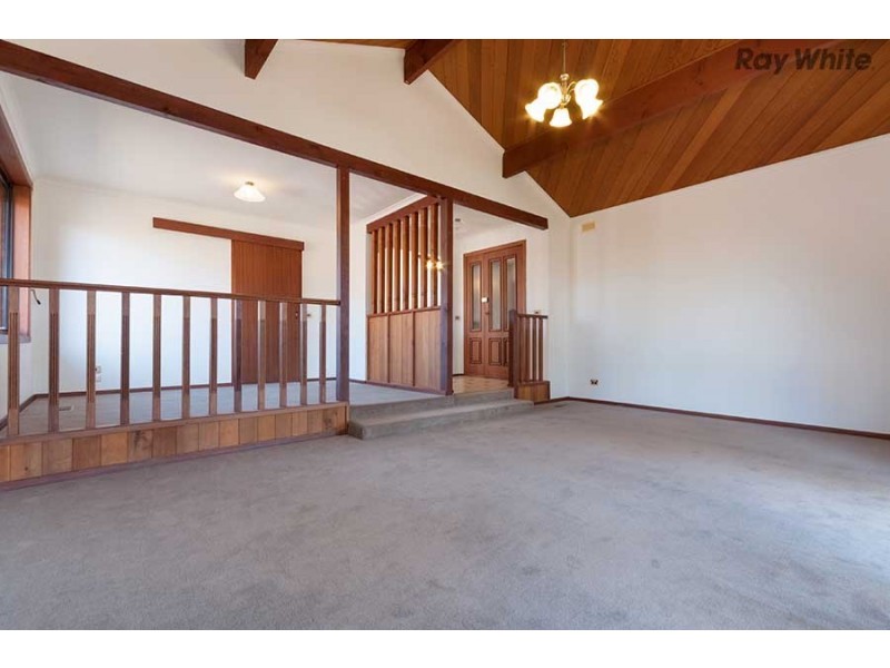 6 Apollo Road, Taylors Lakes VIC 3038