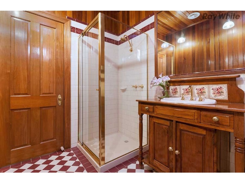 12 Clifton Court, Taylors Lakes VIC 3038