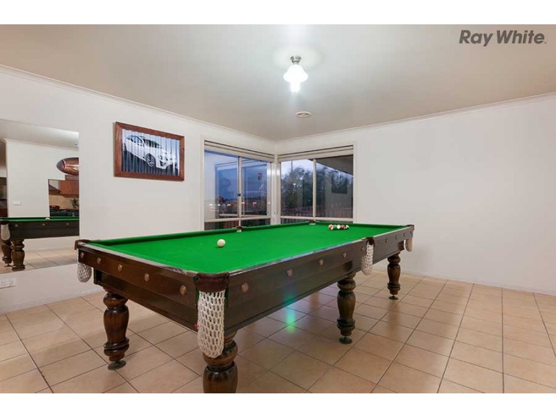 37 Domain Way, Taylors Hill VIC 3037