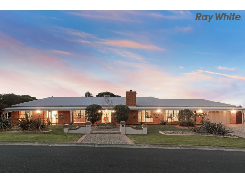 15 Gooch Close, Sydenham VIC 3037