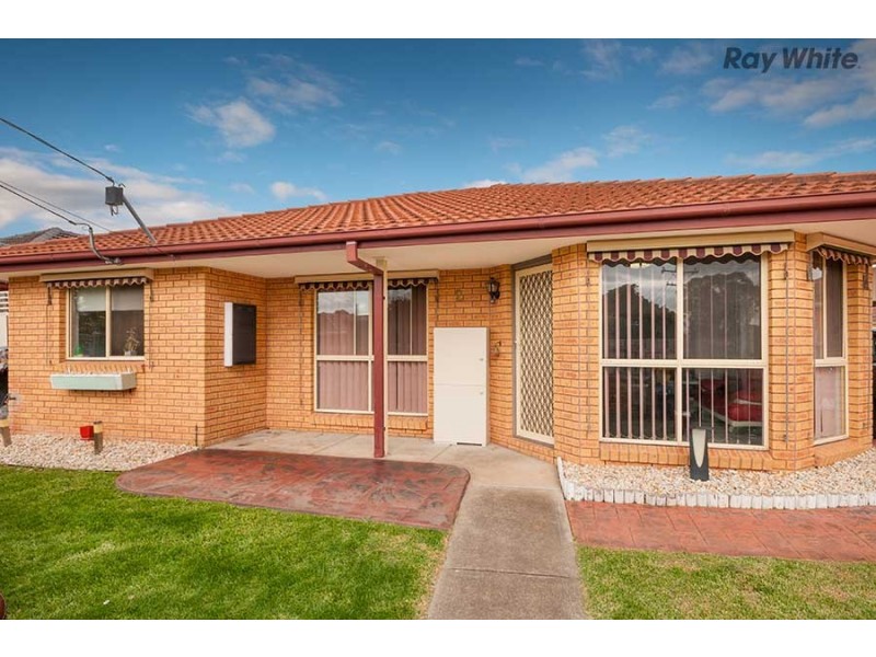 2 Chelmsford Crescent, St Albans VIC 3021