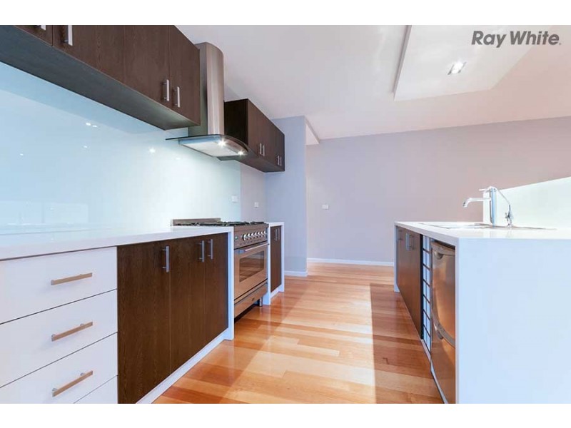 1 Brighton Place, Taylors Hill VIC 3037