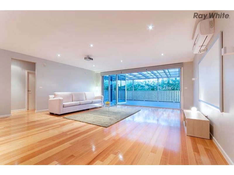 1 Brighton Place, Taylors Hill VIC 3037