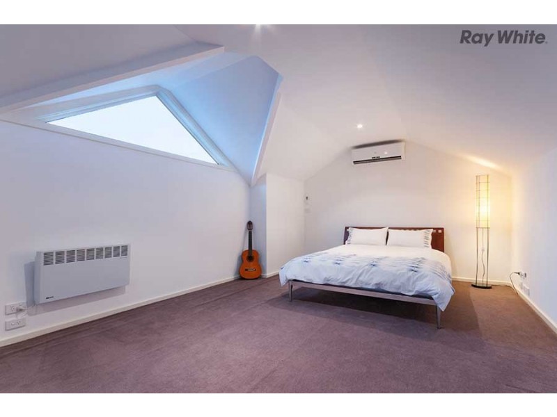 1 Brighton Place, Taylors Hill VIC 3037