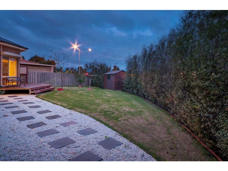 39 Domain Way, Taylors Hill VIC 3037