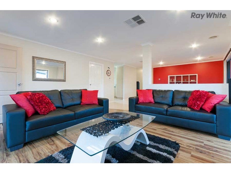 12 Mathisen Terrace, Hillside VIC 3037