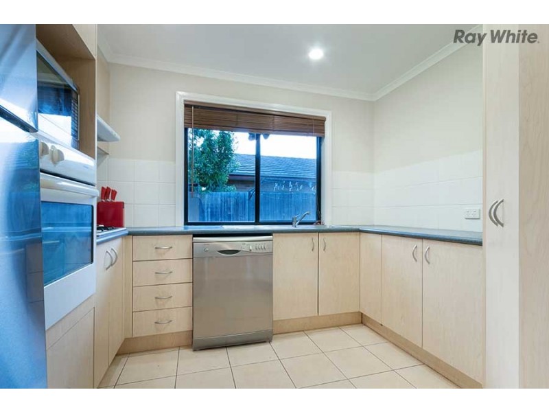 12 Mathisen Terrace, Hillside VIC 3037
