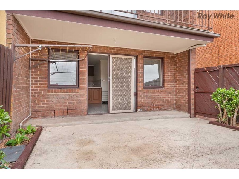 2/14 John Street, St Albans VIC 3021