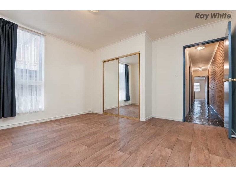 2/14 John Street, St Albans VIC 3021