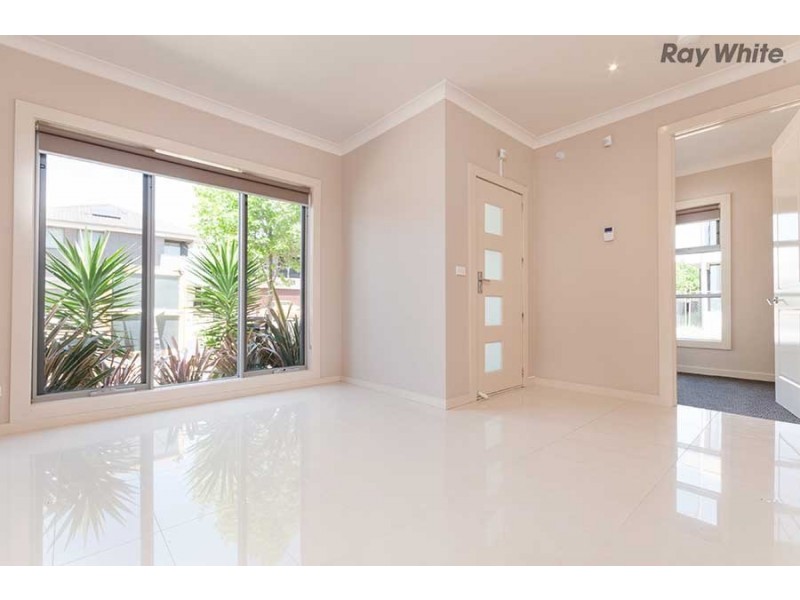 21 The Esplanade, Caroline Springs VIC 3023