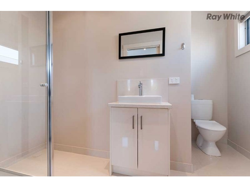 21 The Esplanade, Caroline Springs VIC 3023